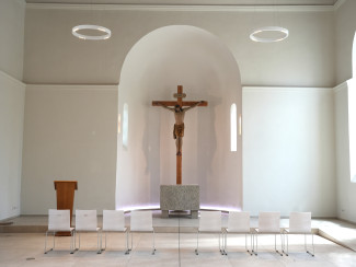 Neu gestalteter Kirchenraum